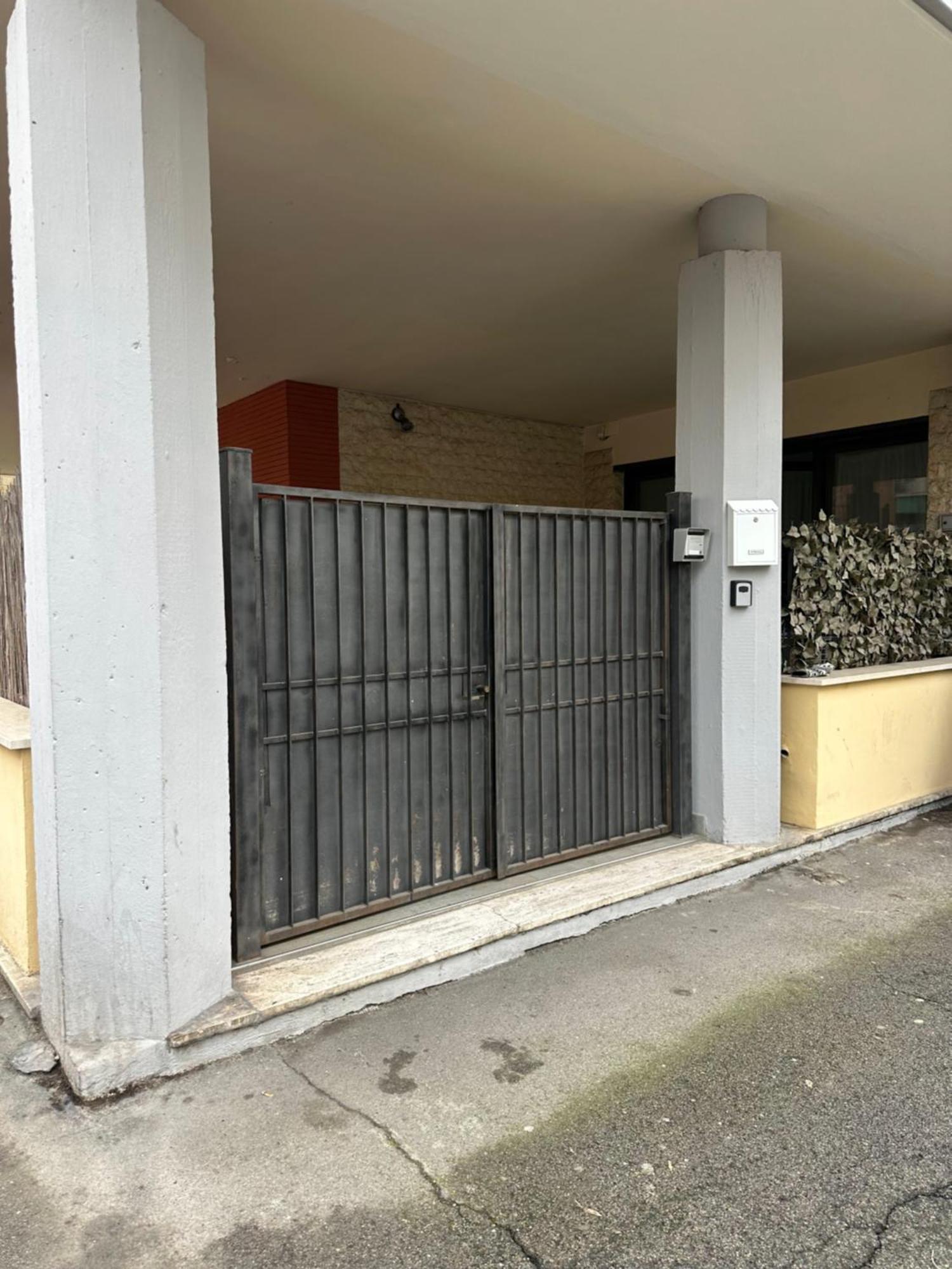 Maison37 Bilocale Firenze Facilita Di Parcheggio Kültér fotó